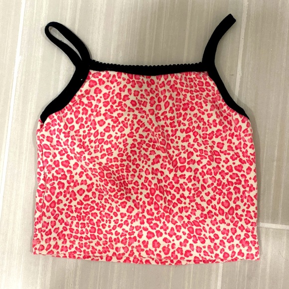 Selling a pacsun tank top in perfect condition! <3 - Picture 2 of 2